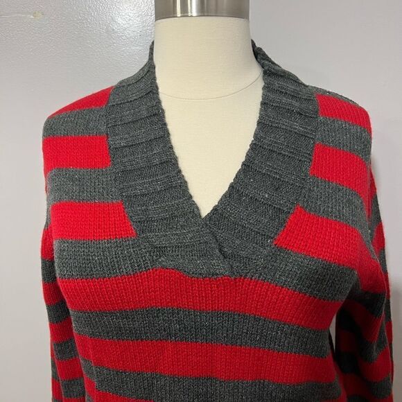 NWT Derek Heart‎ Freddy Krueger V-Neck Sweater with scarf -- 2X - Picture 5 of 10